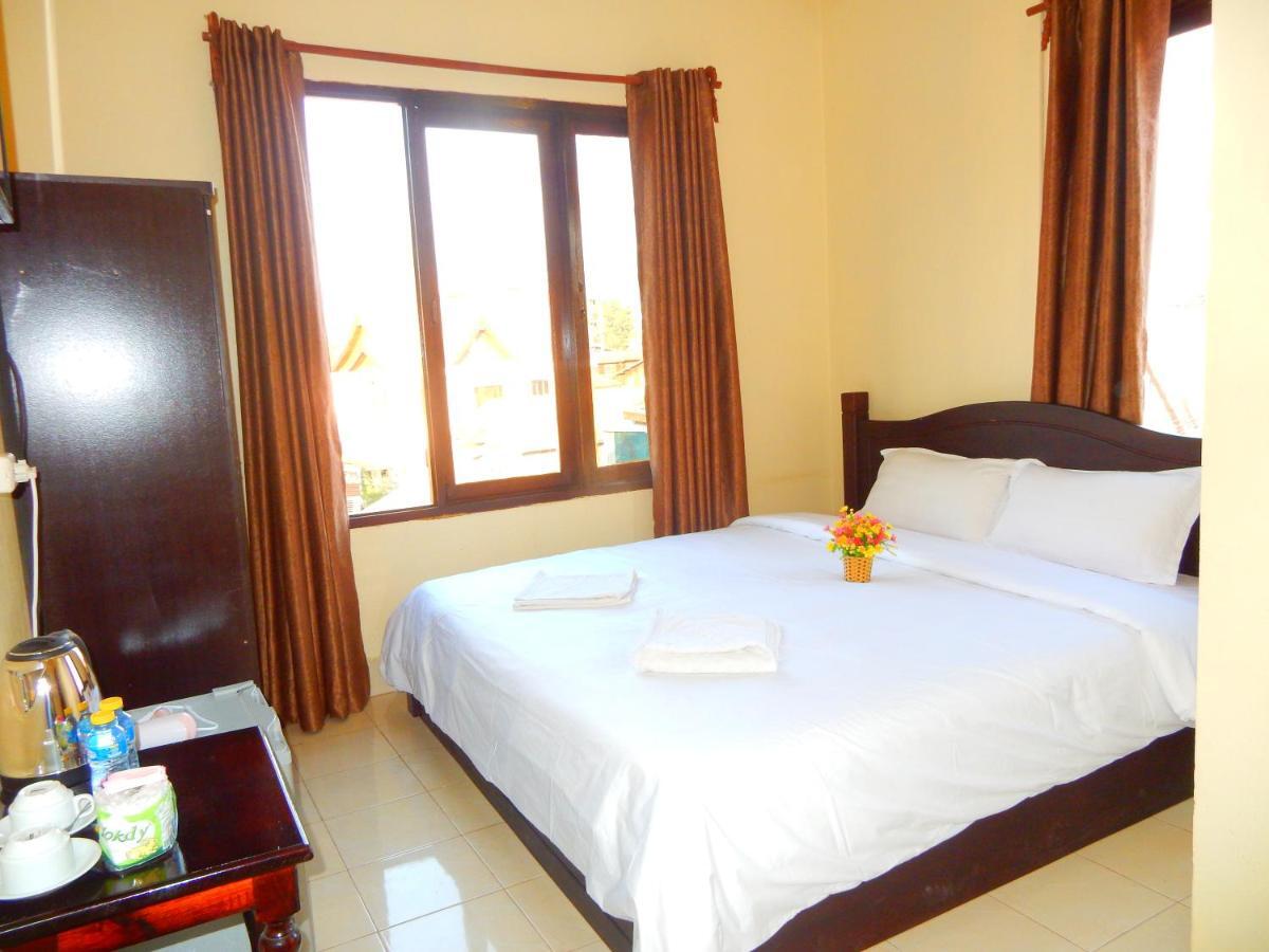 Vang Vieng Camellia Hotel المظهر الخارجي الصورة